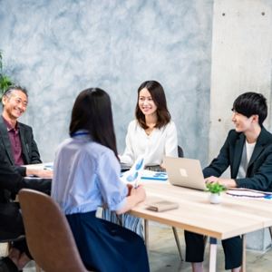 役職毎のインセンティブで長期的なキャリア形成